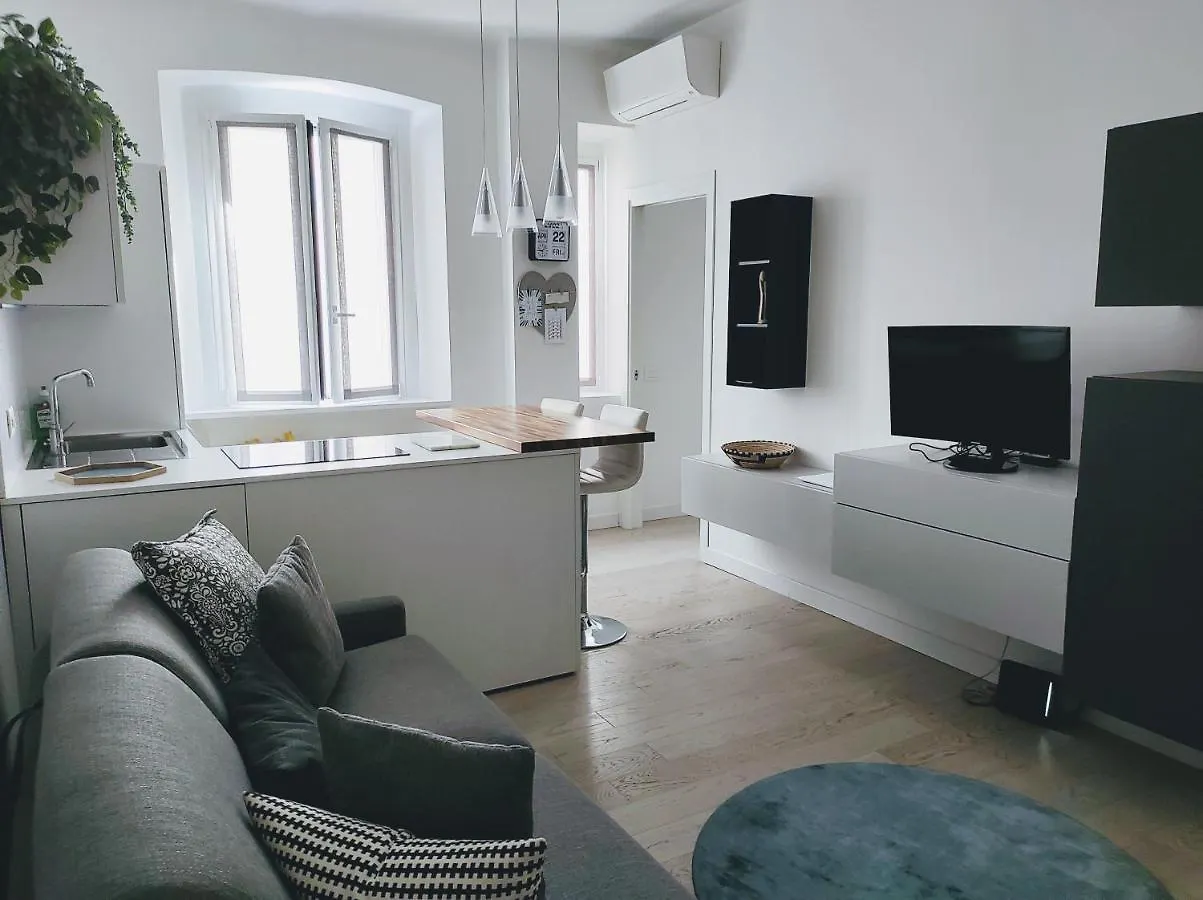 Wonderful Apartment - Milan City Center